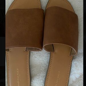 American Eagle Sandals